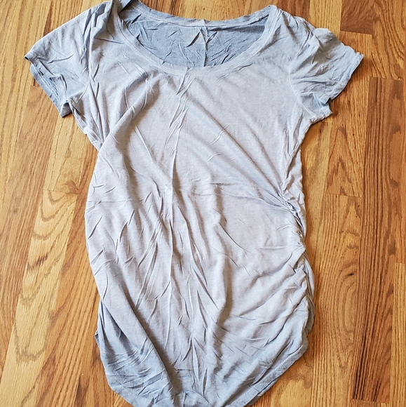 Maternity Shirt Lot - Picture 4 of 10